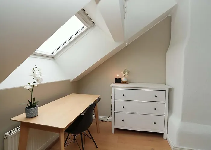 Bright & Modern Scandinavian Attic In Center * Ελσίνκι