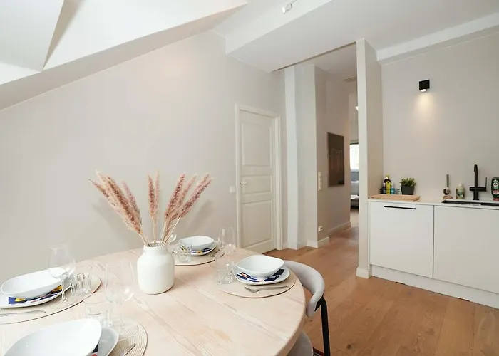 Bright & Modern Scandinavian Attic In Center Διαμέρισμα *