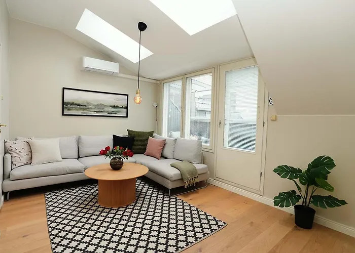 Bright & Modern Scandinavian Attic In Center Διαμέρισμα *