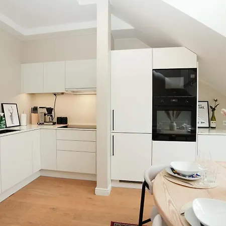 Huoneisto Bright & Modern Scandinavian Attic In Center Helsinki